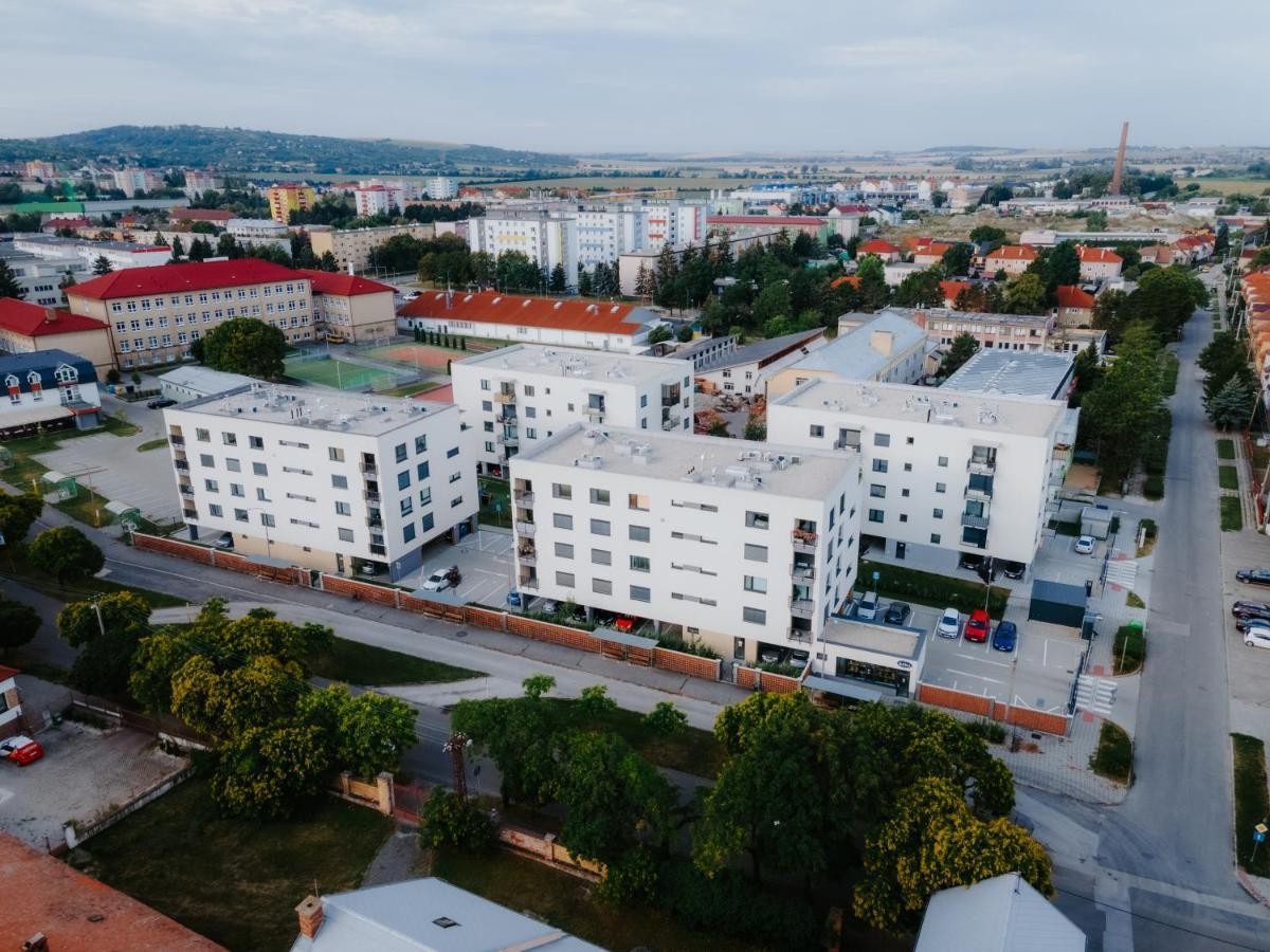 Апартаменты Stresny Aparman Pri Mlyne Скалица Экстерьер фото